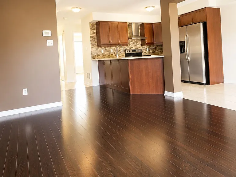 84 Gas Lamp Ln — Photo 4