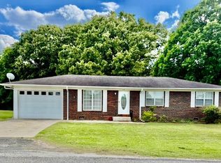 1040 Georgia St, Hackleburg, AL 35564