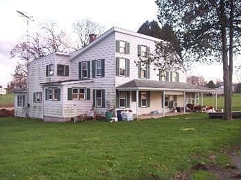 2nd image of 1935 Lancaster Pike