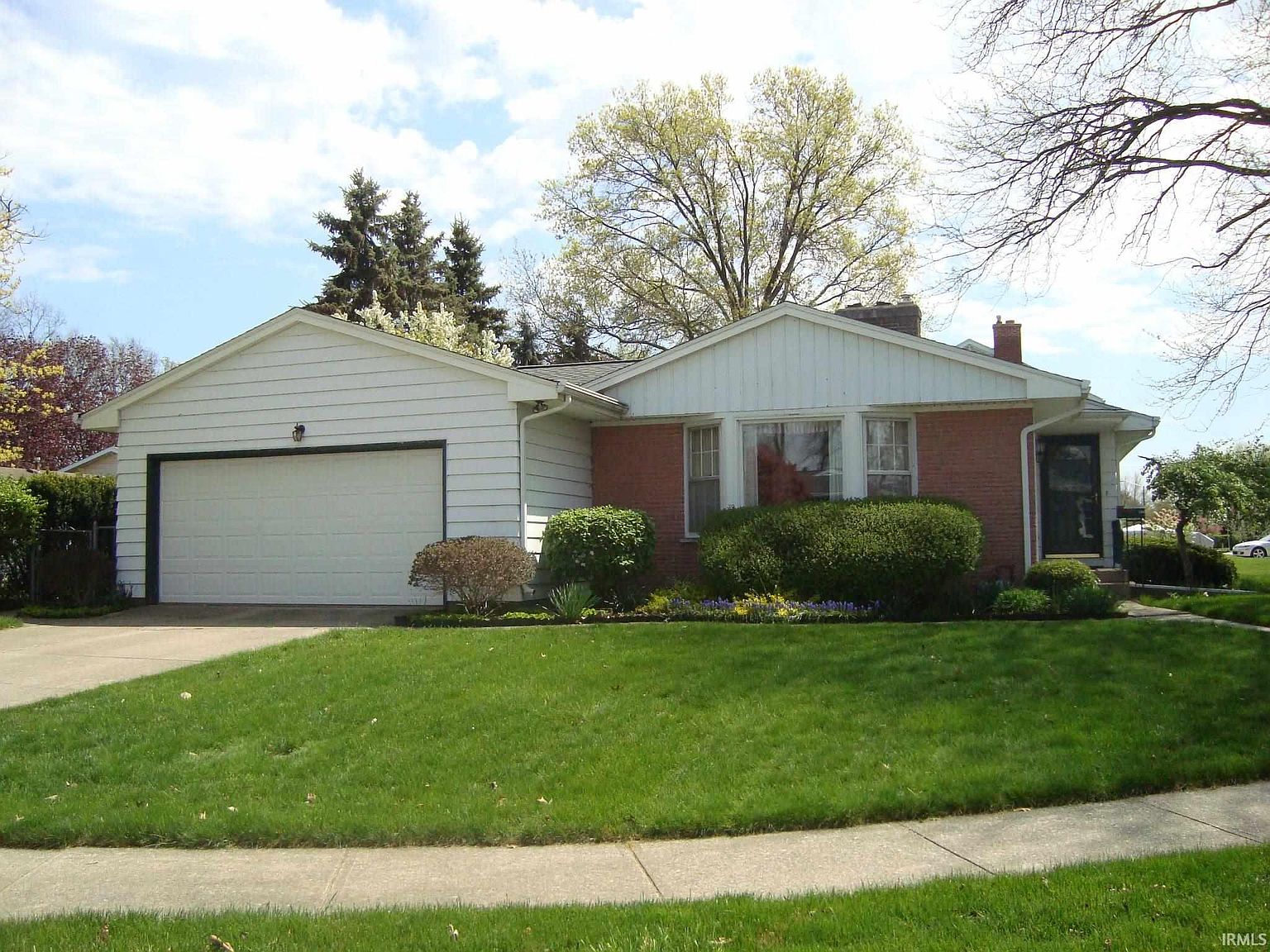 306 Manchester Dr, Mishawaka, IN 46544 Zillow
