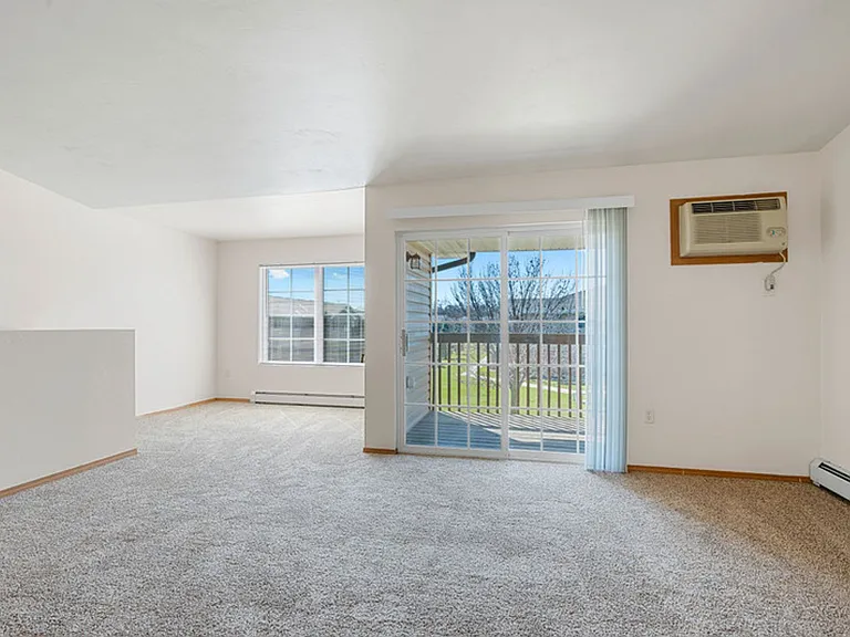 Havenwood Pointe Apartments — Photo 9