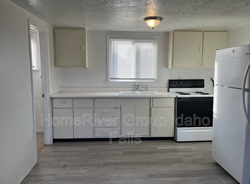 4719 Yellowstone Ave Apartment Rentals Chubbuck, ID Zillow