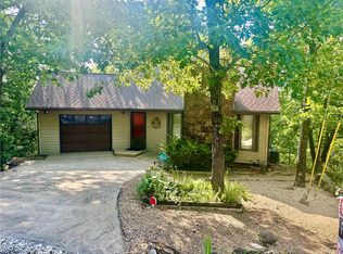 10 Mission Hills Ln, Holiday Island, AR 72631