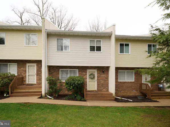 816 Galen Dr #3, State College, PA 16803
