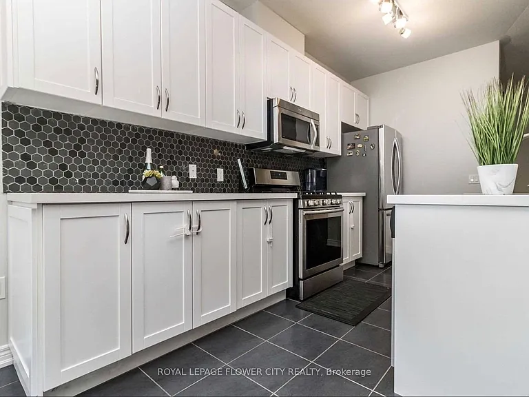 5 Zephyr Rd — Photo 6