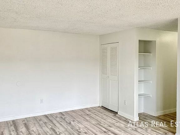 4th image of 15571 E 13th Ave #B310