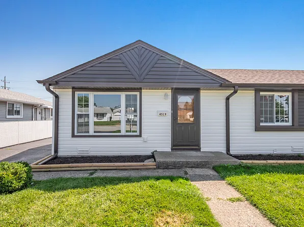 4519 W 90th Pl, Hometown, IL 60456