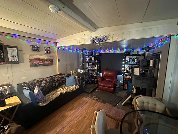 2nd image of 3592 Avenue H