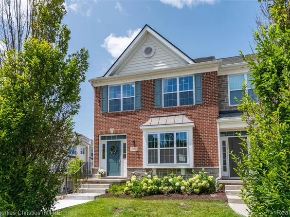 2882 Hardwick Rd, Ann Arbor, MI 48105