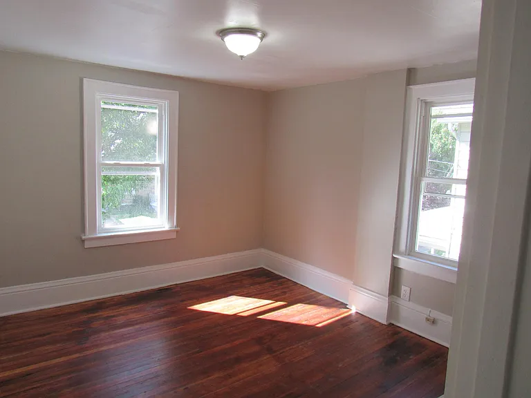 1031 Collinwood Ave — Photo 15