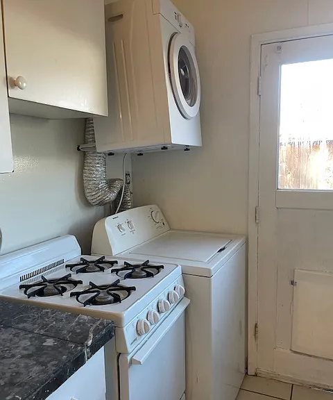 3121 Alma St — Photo 14