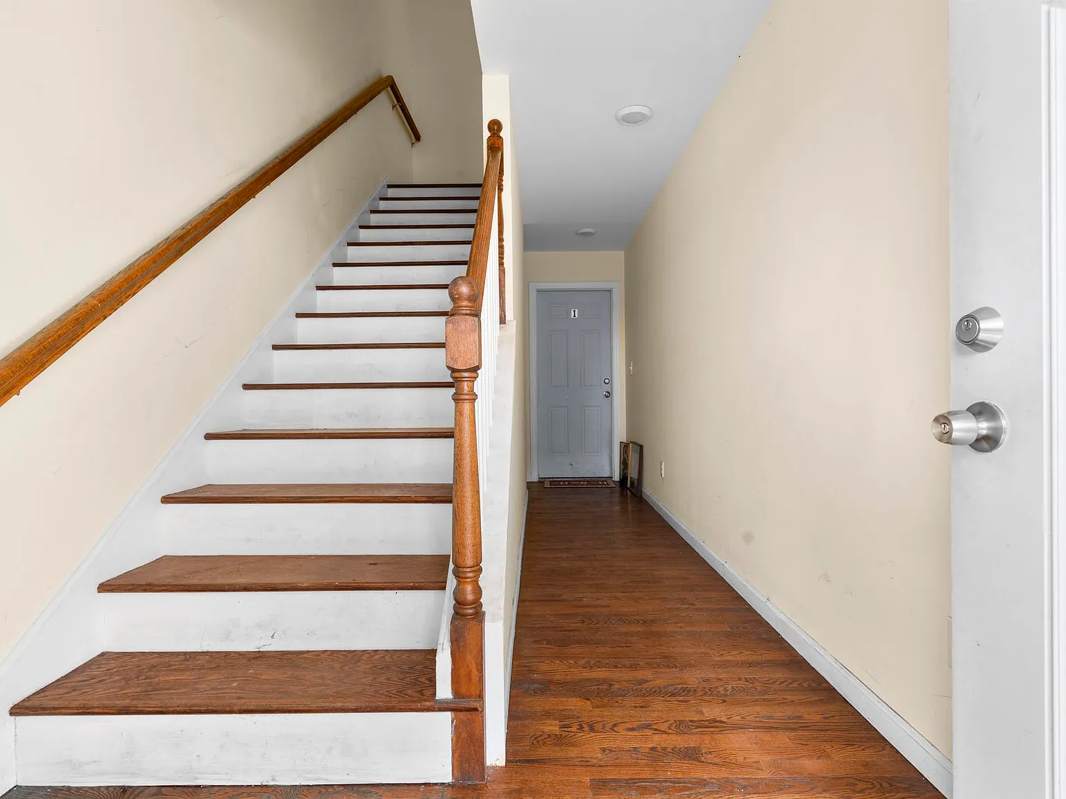 3 bed, $3,200 — Photo 3