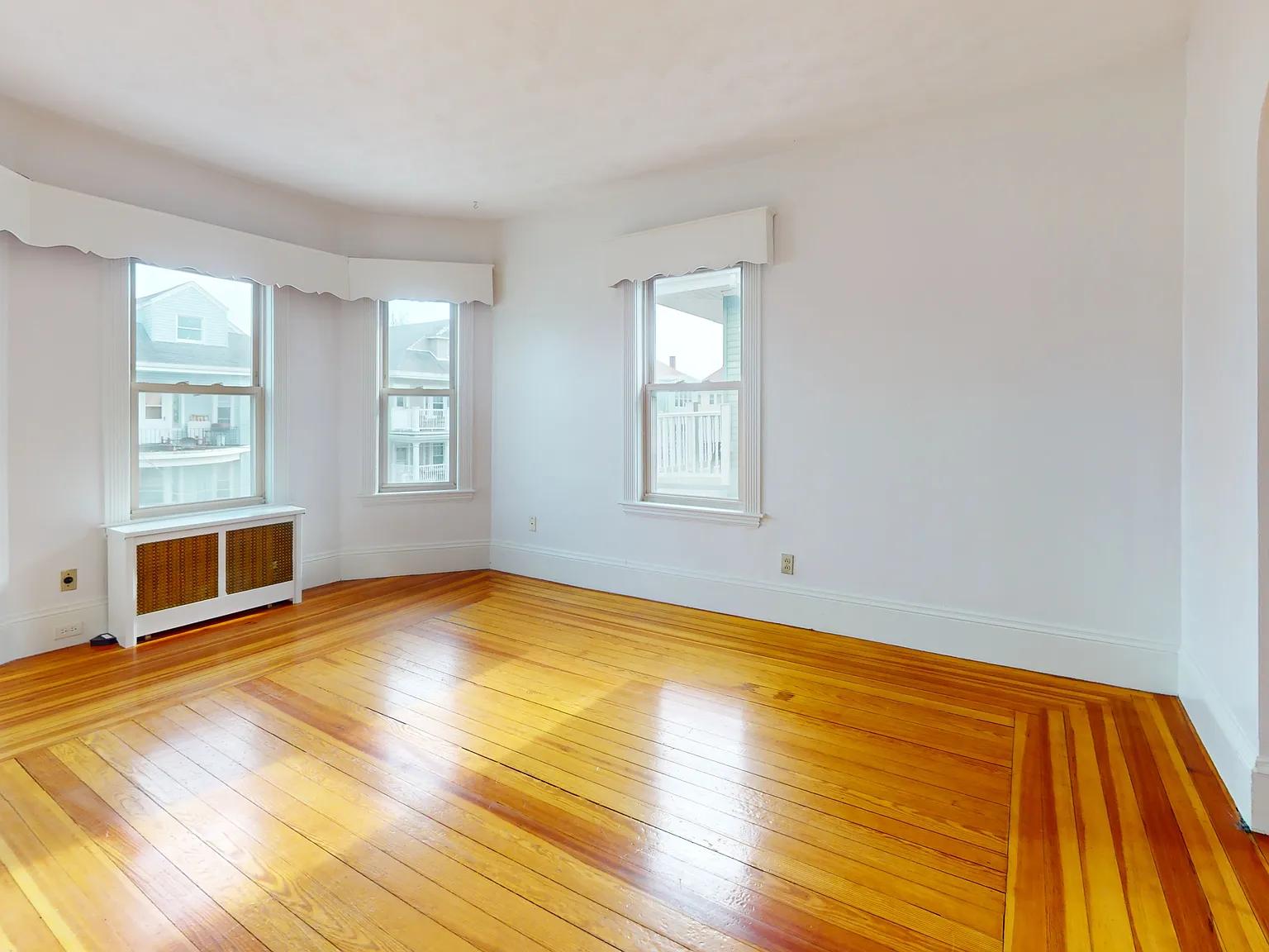 2 bed, 1200 sqft, $2,900 — Photo 4