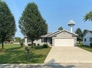 106 Fairview St, Anna, OH 45302