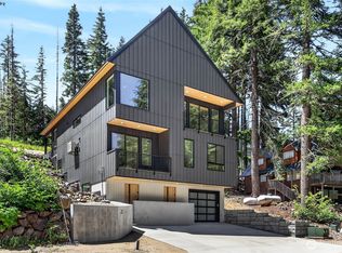 851 Snoqualmie Dr, Snoqualmie Pass, WA 98068