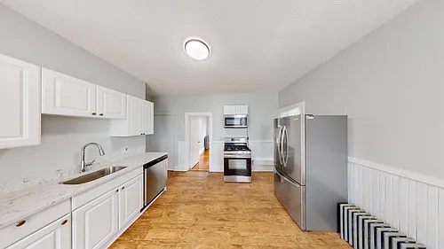 110 Howland St #3 Photo 1