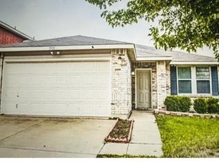 3921 Irish Setter Dr, Fort Worth, TX 76123