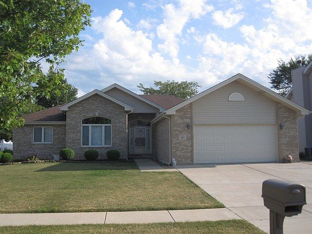 1st image of 324 Curwick Dr
