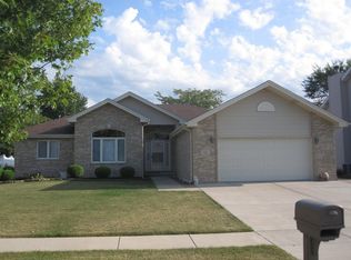 324 Curwick Dr, Bourbonnais, IL 60914