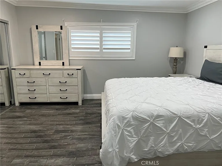 34012 Silver Lantern St — Photo 2