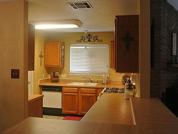 4th image of 10909 Mesquite Dr