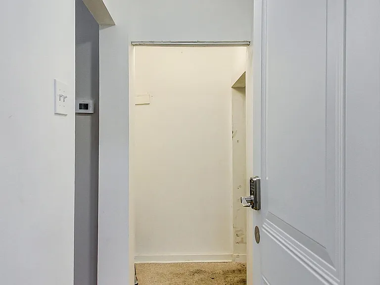 3554 N Wilton Ave #1 — Photo 4