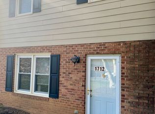 1712 Emerald St, Blacksburg, VA 24060