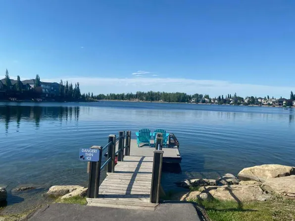 7 N Chapala Ter SE, Calgary, AB T2X 3V8