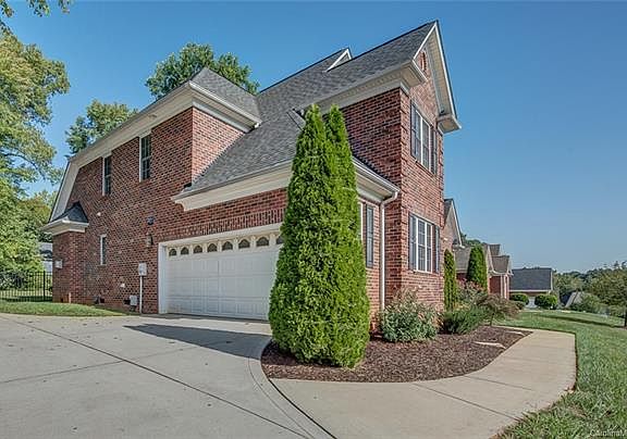 4th image of 3449 Araglin Dr