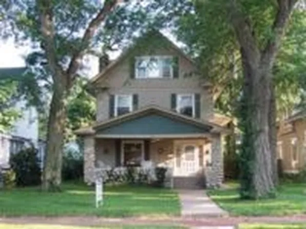 725 Houston St, Manhattan, KS 66502