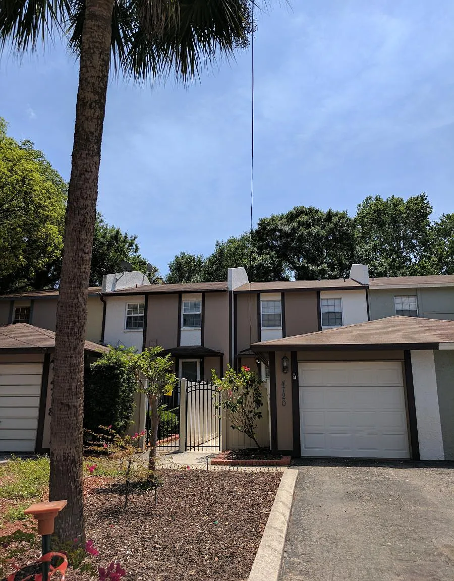 2 bed, 1280 sqft, $2,450 — Photo 1