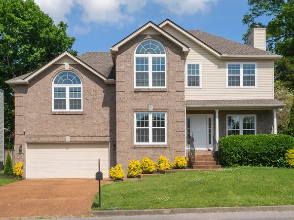 6997 Calderwood Dr, Antioch, TN 37013