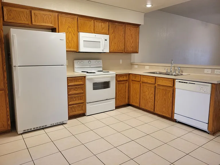 223 E Beeline Ln #A — Photo 7