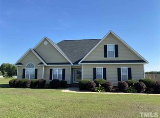 99 Hunters Ridge Trl, Dunn, NC 28334