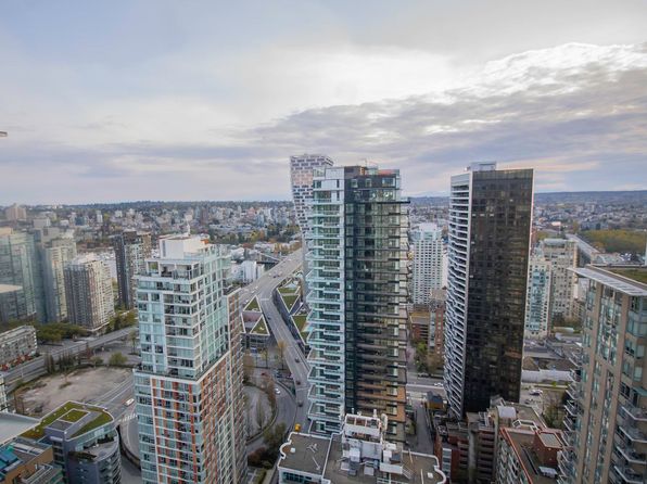2 bedroom rental in Vancouver — photo 16