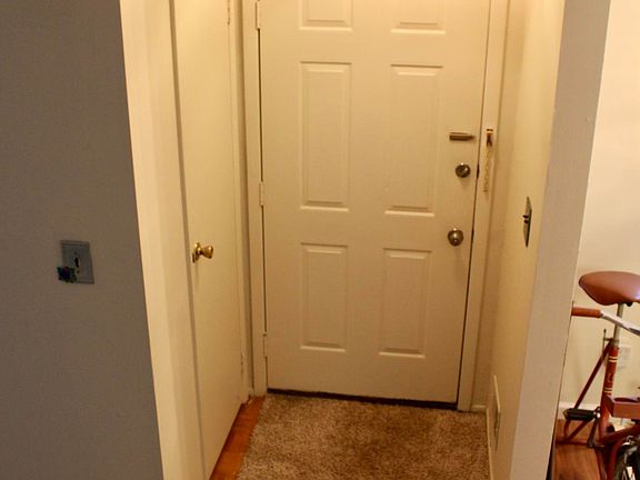 4th image of 198 Pierce St
