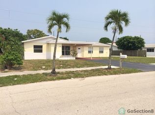 548 NW 2nd Way, Deerfield Beach, FL 33441