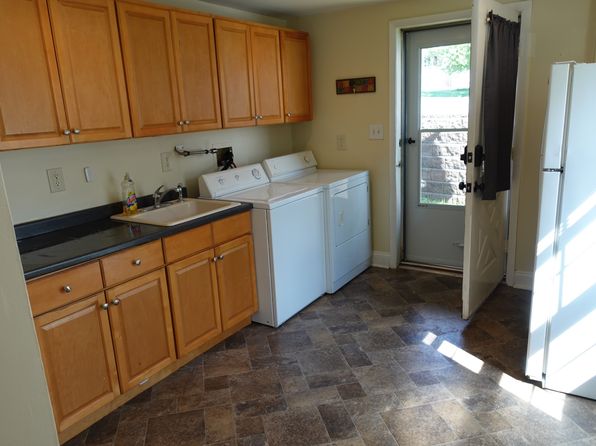 1061 Dekalb St APT 1