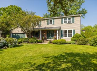 68 Hallock Rd, Rochester, NY 14624