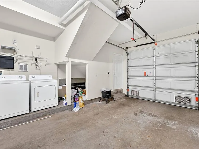 105 Bradford Beach Ct #105 — Photo 28