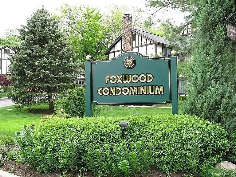 1st image of 17 Foxwood Drive #5