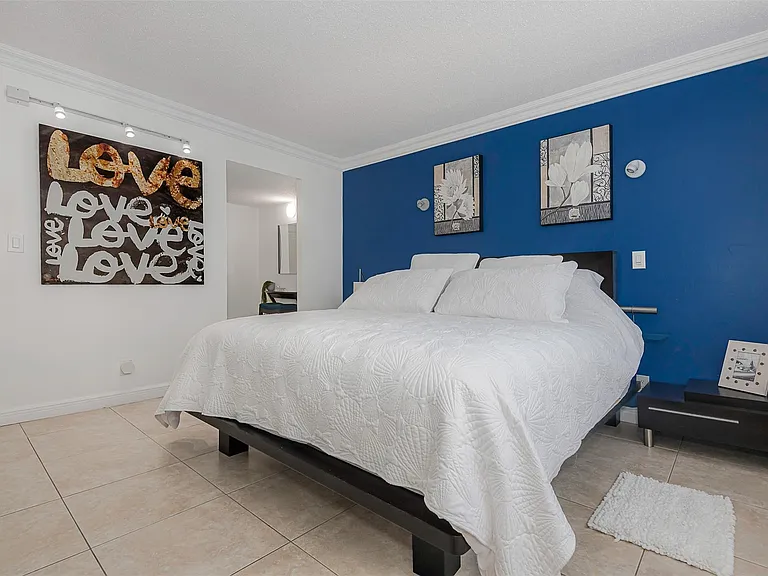 3140 S Ocean Dr #509 — Photo 21