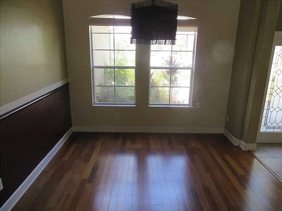 3rd image of 3023 Curving Oaks Way