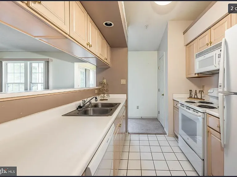 3133 Katewood Ct — Photo 7