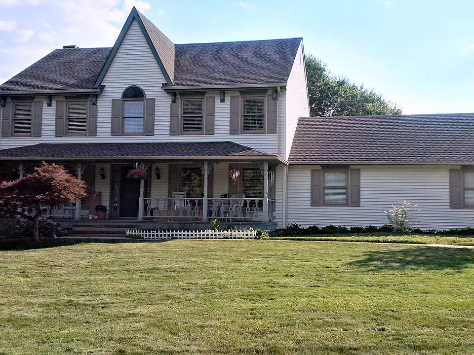 12 Van Nostrand Ct., 08691