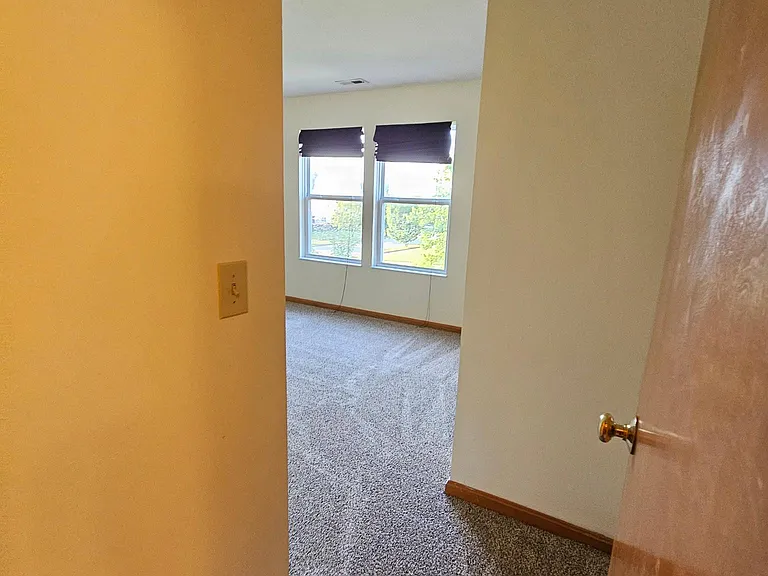 4466 Edgarton Dr — Photo 11