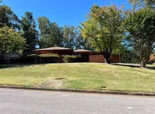 3153 Kirkcaldy Rd, Memphis, TN 38128