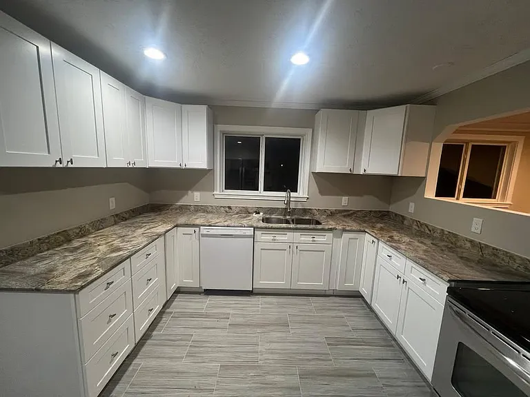 4901 Woodsend Rd — Photo 17