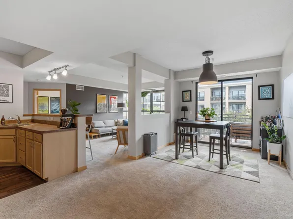 820 Emerald St APT 316, Saint Paul, MN 55114