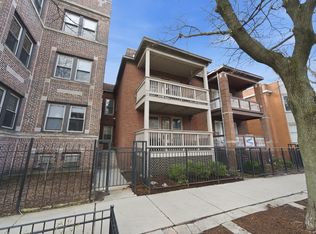 1539 W Addison St, Chicago, IL 60613